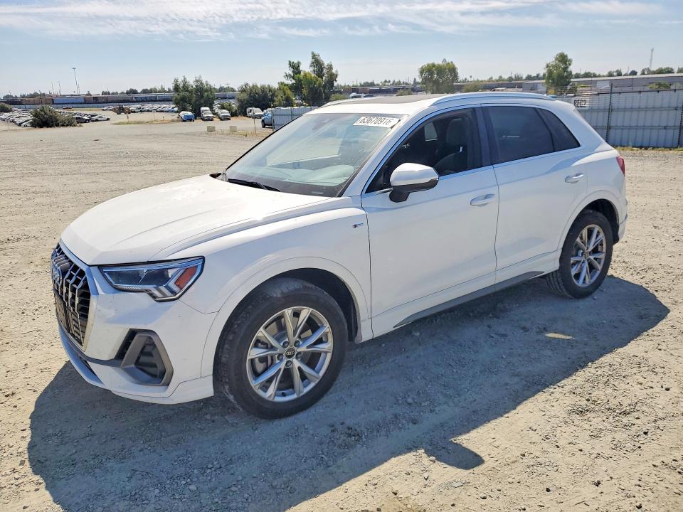2023 Audi Q3 VIN WA1DECF31P1096662 — COPART salvage auction photo