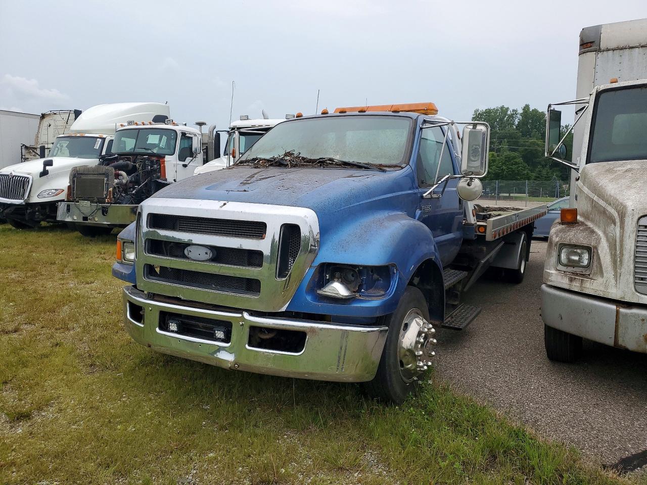 2007 Ford F-650 VIN 3FRWF65F97V514586 — COPART salvage auction photo