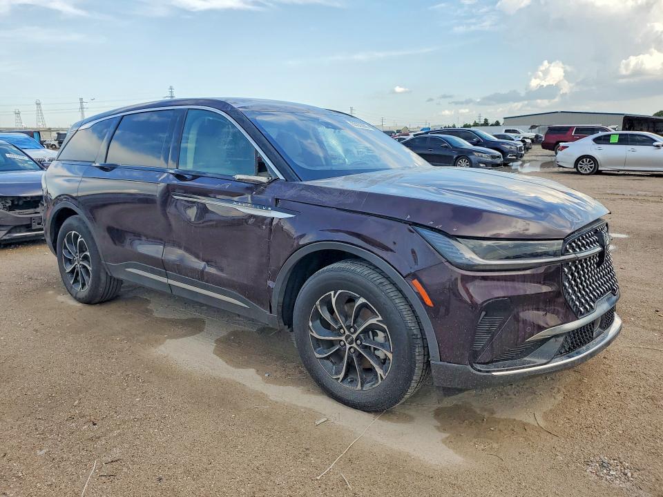 2025 Lincoln Nautilus VIN 5LMPJ8JA2SJ969855 COPART salvage auction — ROLLOVER, Ok - Cert Of Title-Salvage, sold $11,100 on 2026-09-11 (photo 4)