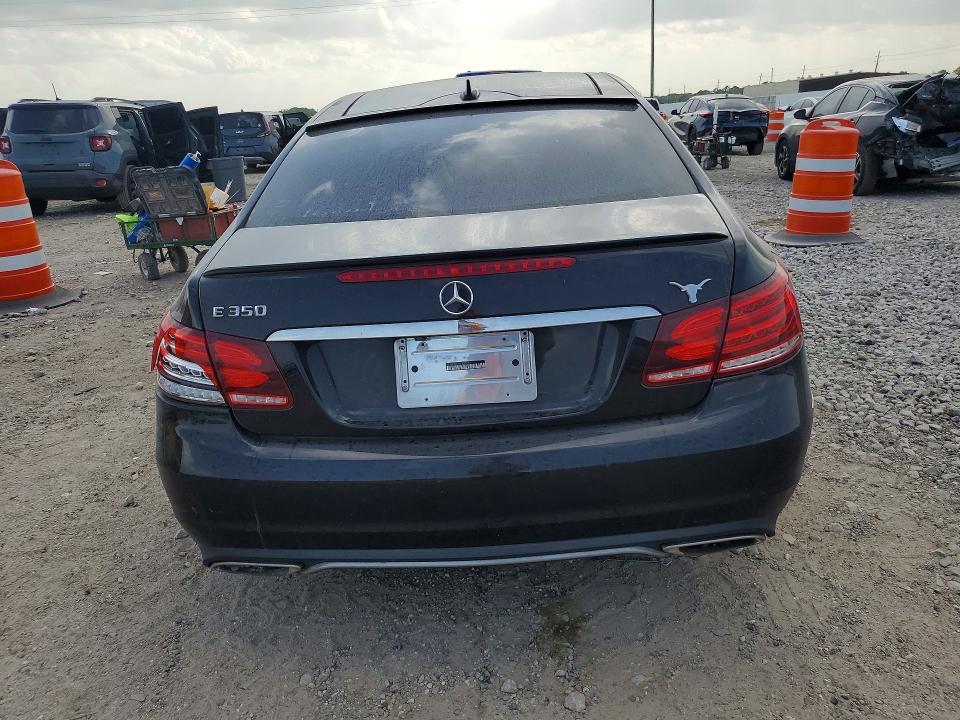 2014 Mercedes-benz E-klasse VIN WDDKJ5KB7EF270788 COPART salvage auction — REAR END, Tx - Salvage Vehicle Title, sold $3,150 on 2026-08-13 (photo 6)