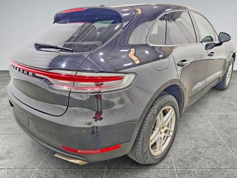 2021 Porsche Macan VIN WP1AA2A57MLB08979 COPART salvage auction — NORMAL WEAR, MA - CERTIFICATE OF TITLE (P), sold $17,900 on 2026-08-18 (photo 4)