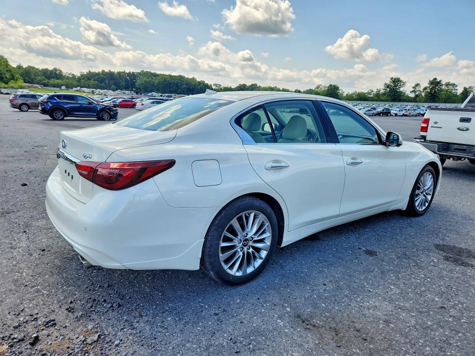 2021 Infiniti Q50 VIN JN1EV7BR8MM752848 COPART salvage auction — MINOR DENT/SCRATCHES, PA - CERTIFICATE OF SALVAGE, sold $9,000 on 2026-09-18 (photo 3)