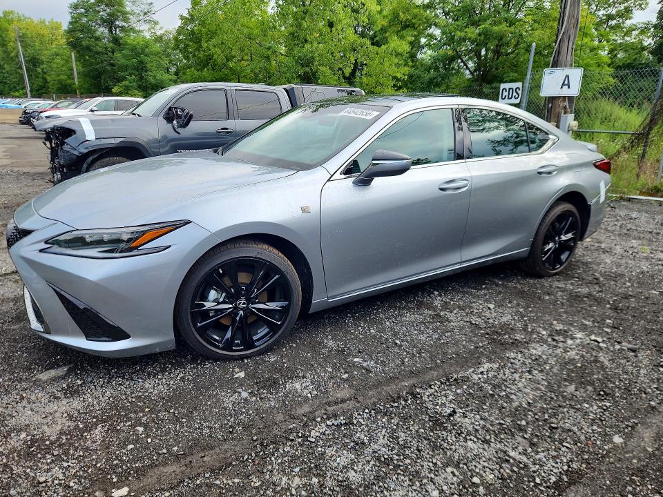 2025 Lexus ES VIN 58ADZ1B10SU185587 — COPART salvage auction photo