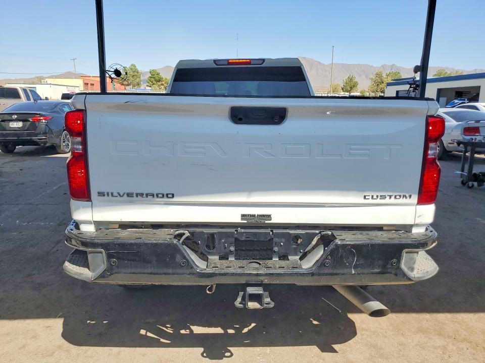 2024 Chevrolet Silverado 2500 VIN 1GC1YLE74RF363500 COPART salvage auction — FRONT END, TX - CERT OF TITLE-REBUILT SALVAGE, sold $12,800 on 2026-09-16 (photo 6)