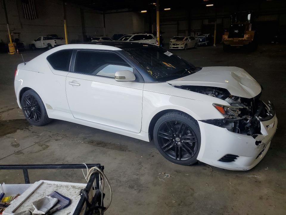 2011 Scion Tc VIN JTKJF5C70B3007243 COPART salvage auction — FRONT END, FL - CERT OF TITLE SLVG REBUILDABLE, sold $800 on 2026-09-02 (photo 4)