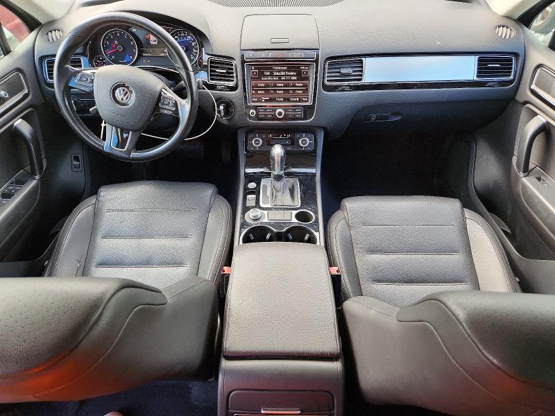 2016 Volkswagen Touareg VIN WVGEF9BP9GD006400 COPART salvage auction — MINOR DENT/SCRATCHES, Ma - Certificate Of Title, sold $500 on 2026-08-13 (photo 8)