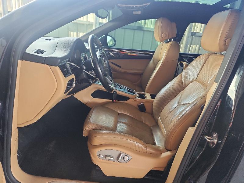 2017 Porsche Macan VIN WP1AB2A55HLB20342 COPART salvage auction — MINOR DENT/SCRATCHES, Fl - Cert Of Title-Slvg Rebld Flood, sold $4,650 on 2026-08-05 (photo 7)