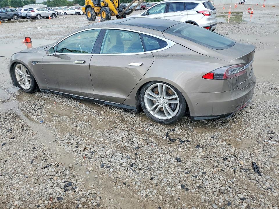 2015 Tesla Model s VIN 5YJSA1E23FF103073 COPART salvage auction — HAIL, Oh - Certificate Of Title, sold $3,000 on 2026-08-28 (photo 2)