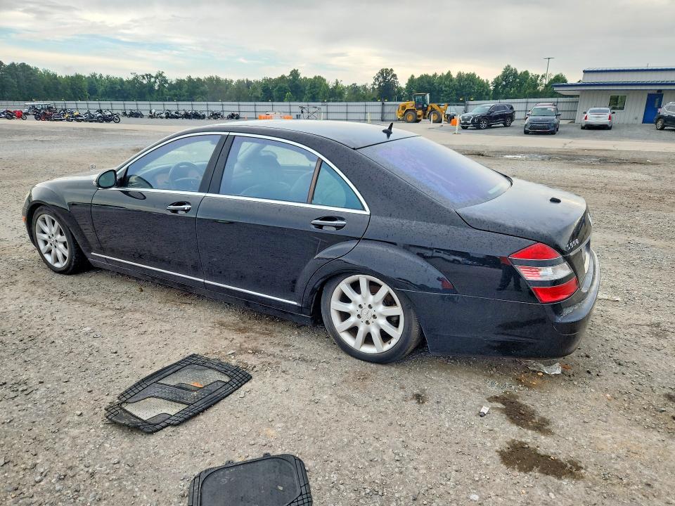 2007 Mercedes-benz S class VIN WDDNG71X67A061921 COPART salvage auction — MINOR DENT/SCRATCHES, MT - DEALER ONLY CLEAN TITLE, sold $225 on 2026-09-12 (photo 2)