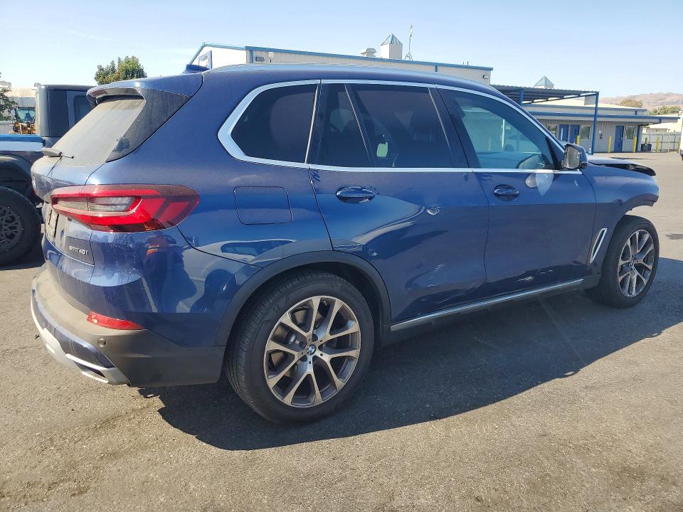 2021 BMW X5 VIN 5UXCR4C00M9F06355 COPART salvage auction — FRONT END, Ca - Salvage Certificate, sold $17,700 on 2026-08-20 (photo 3)