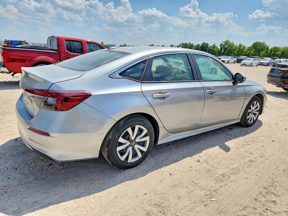 2025 Honda Civic VIN 2HGFE2F28SH600863 COPART salvage auction — NORMAL WEAR, FL - CERT OF TITLE SLVG REBUILDABLE (P), sold $7,700 on 2026-08-21 (photo 3)