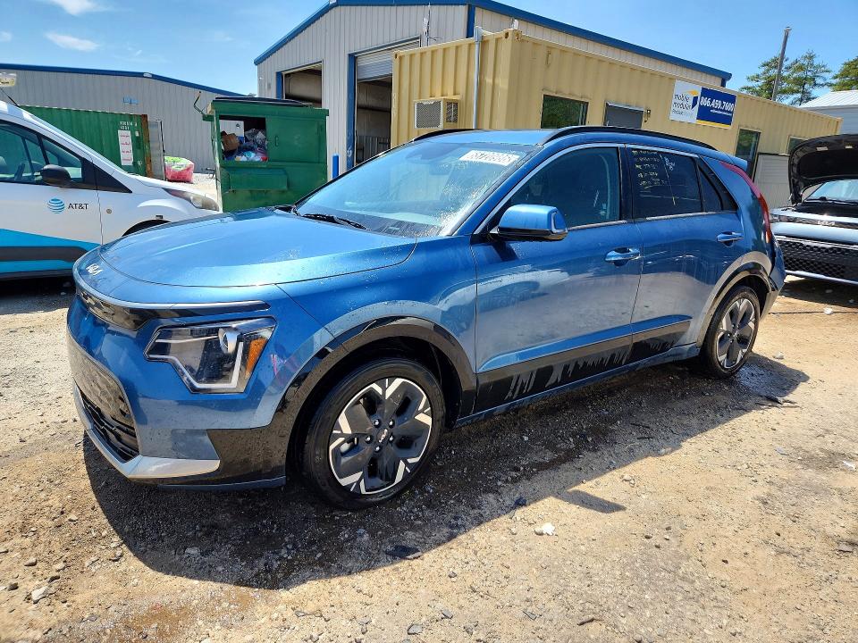 2024 Kia Niro VIN KNDCR3L12R5077977 — COPART salvage auction photo