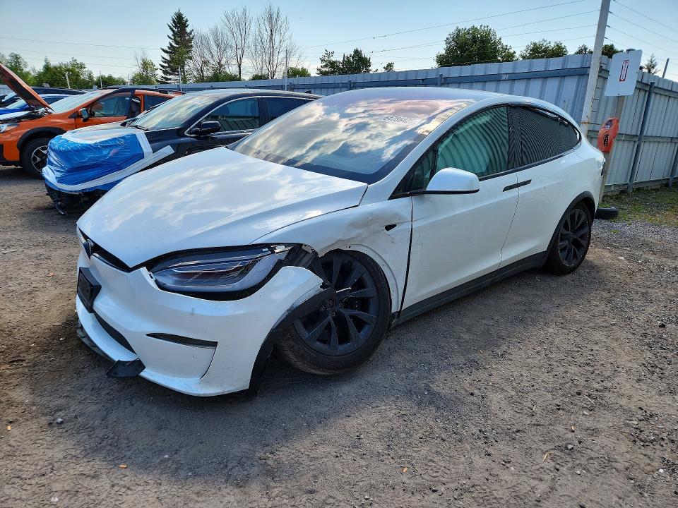2022 Tesla Model x VIN 7SAXCDE55NF339382 COPART salvage auction — FRONT END, On - Permit No Brand - Unfit, sold $36,750 on 2026-09-29 (photo 1)