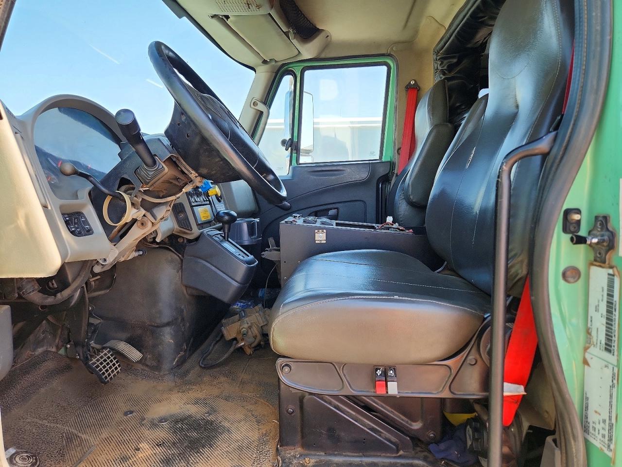 2013 International VIN 1HTMKAAL4DJ305966 COPART salvage auction — Mechanical, VA - CERTIFICATE OF TITLE, sold $2,950 on 2026-09-15 (photo 7)