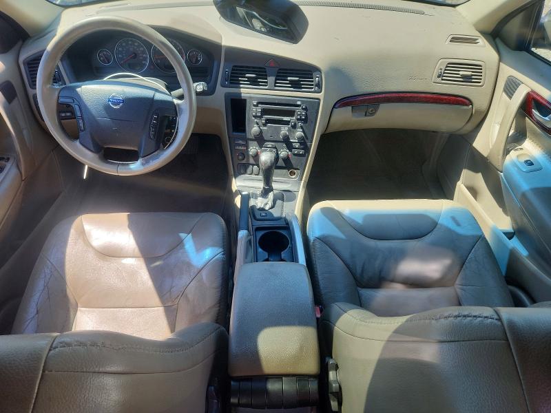 2004 Volvo Xc70 VIN YV1SZ59H741147219 COPART salvage auction — FRAME DAMAGE, MA - CERT OF TITLE-RECONSTRCTD COLL, sold $425 on 2026-08-12 (photo 8)