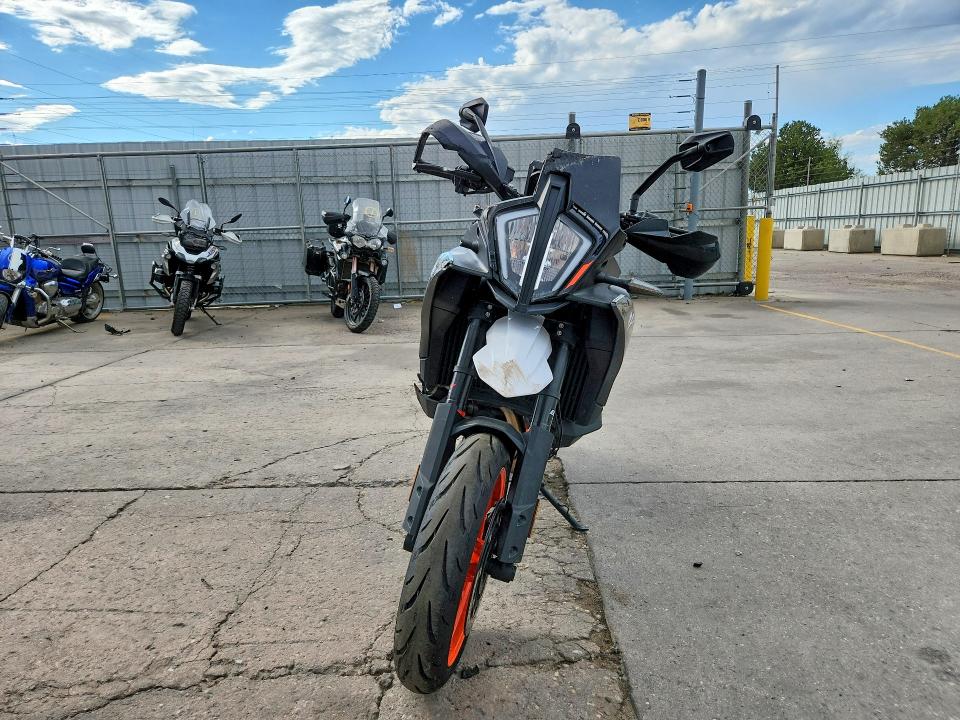 2024 Ktm 890 adventure VIN VBKTS6407RM879098 COPART salvage auction — FRONT END, Co - Public - Salvage Title, sold $4,950 on 2026-10-08 (photo 2)