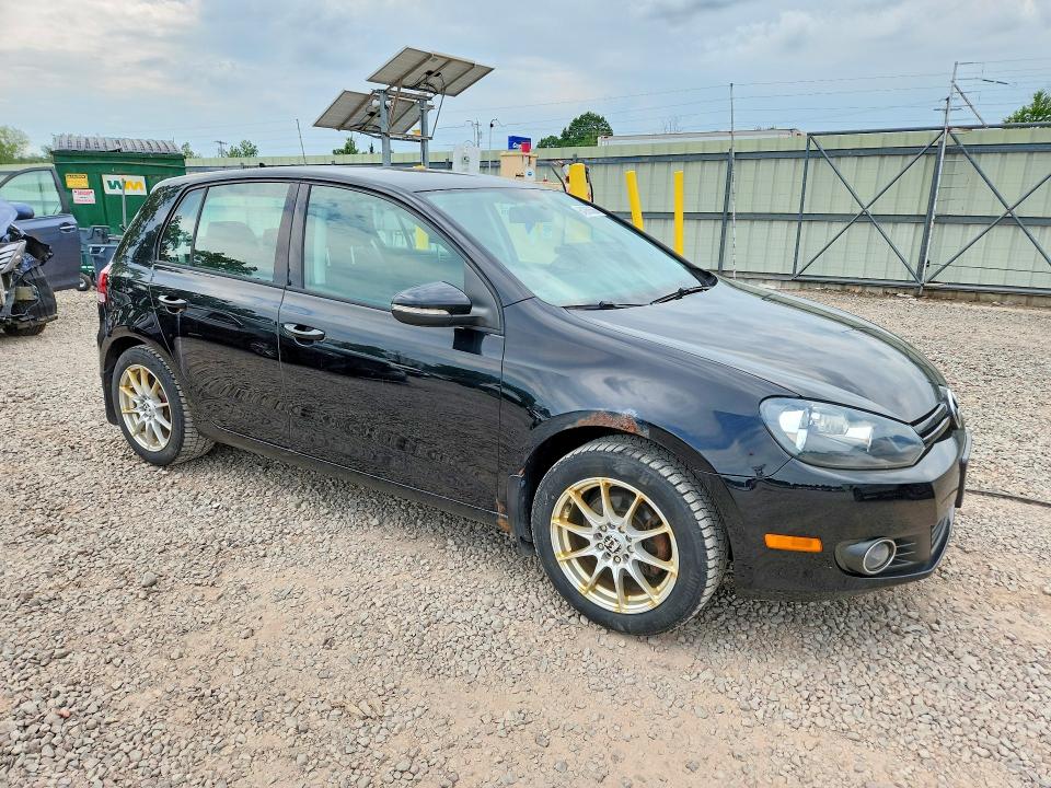2013 Volkswagen Golf VIN WVWNM7AJ1DW123786 COPART salvage auction — MINOR DENT/SCRATCHES, NY - CERTIFICATE OF TITLE, sold $1,550 on 2026-08-12 (photo 4)