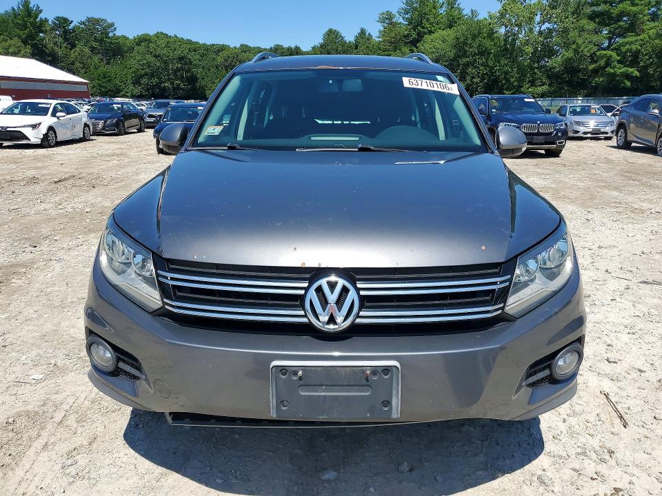2013 Volkswagen Tiguan VIN WVGBV3AX4DW612515 COPART salvage auction — REAR END, Salvage Title, sold $400 on 2026-08-14 (photo 5)