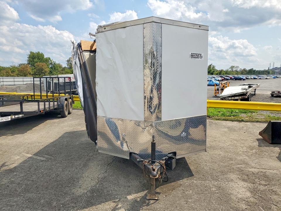 2022 Diamond cargo Trailer VIN 53NBE1224N1096073 COPART salvage auction — SIDE, PA - CERTIFICATE OF SALVAGE, sold $325 on 2026-10-08 (photo 5)