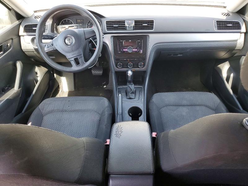 2014 Volkswagen Passat VIN 1VWAT7A30EC050199 COPART salvage auction — MINOR DENT/SCRATCHES, Ca - App For Dup Clean Or Ac, sold $350 on 2026-09-10 (photo 8)