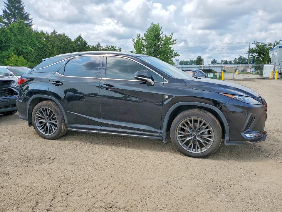 2020 Lexus Rx 350 VIN 2T2YZMDA3LC215882 COPART salvage auction — VANDALISM, ON - PERMIT NO BRAND - UNFIT, sold $27,250 on 2026-08-25 (photo 4)