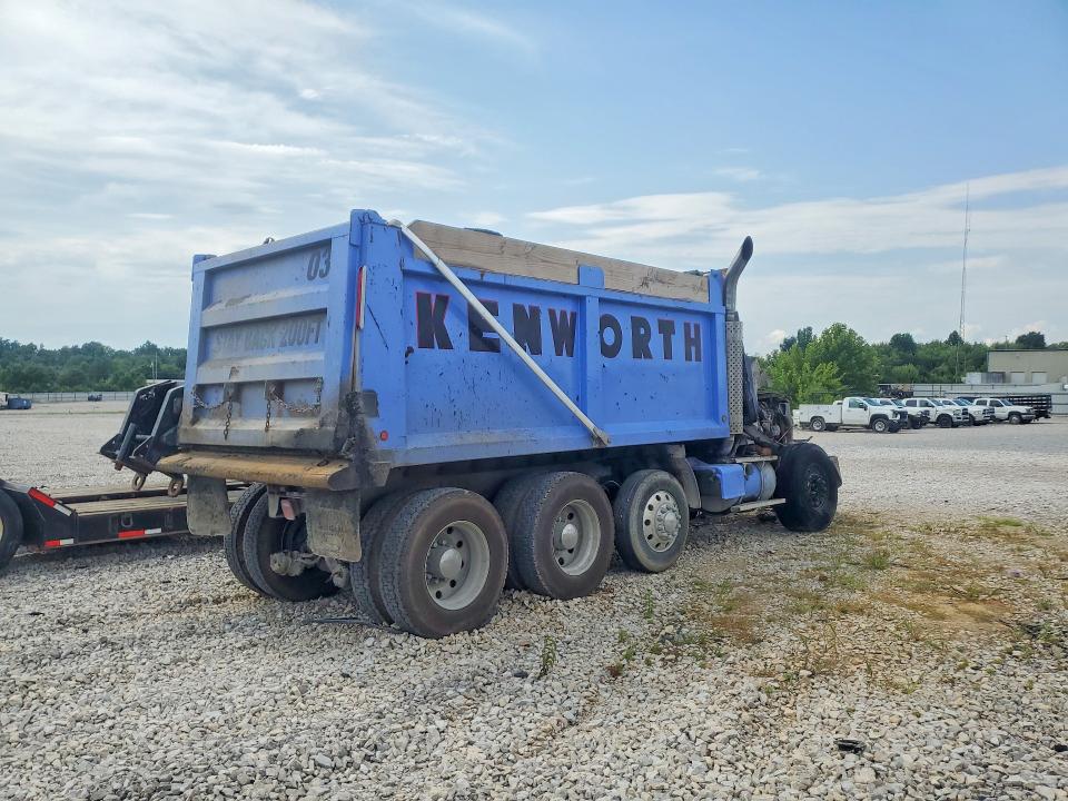 2007 Kenworth T800 VIN 3WKDA48X47F171595 COPART salvage auction — BURN, KY - CERT OF TITLE-SALVAGE, sold $2,050 on 2026-09-09 (photo 3)