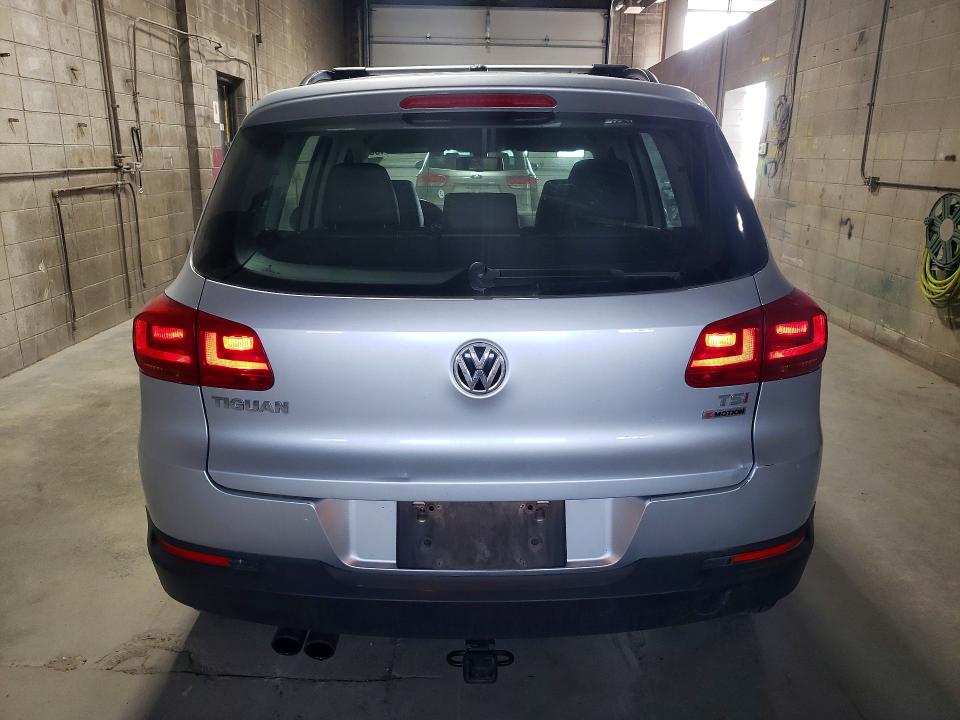 2016 Volkswagen Tiguan VIN WVGBV7AX0GW604486 COPART salvage auction — HAIL, Mn - Certificate Of Title, sold $2,000 on 2026-08-13 (photo 6)