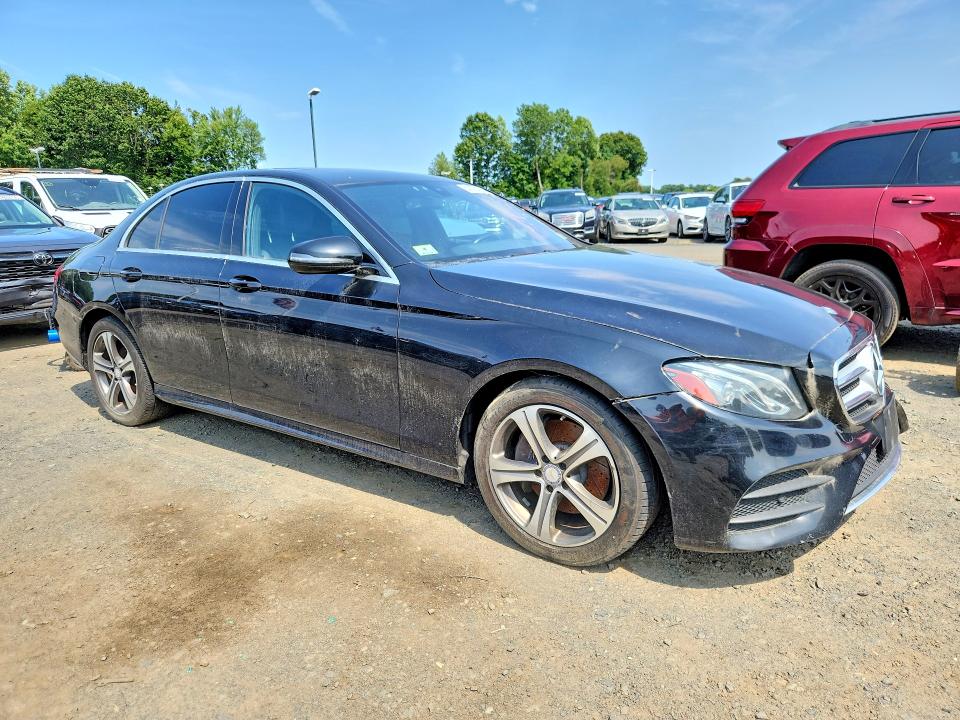 2017 Mercedes-benz E-klasse VIN WDDZF4KB1HA085924 COPART salvage auction — FRONT END, Ma - Certificate Of Title (P), sold $550 on 2026-08-13 (photo 4)