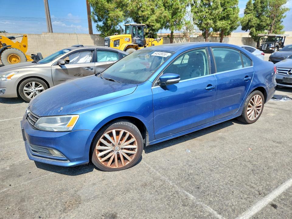 2015 Volkswagen Jetta VIN 3VWD17AJ6FM214010 COPART salvage auction — NORMAL WEAR, CA - DIS/DLR/EXP ONLY CLEAN TITLE, sold $1,155 on 2026-08-13 (photo 1)