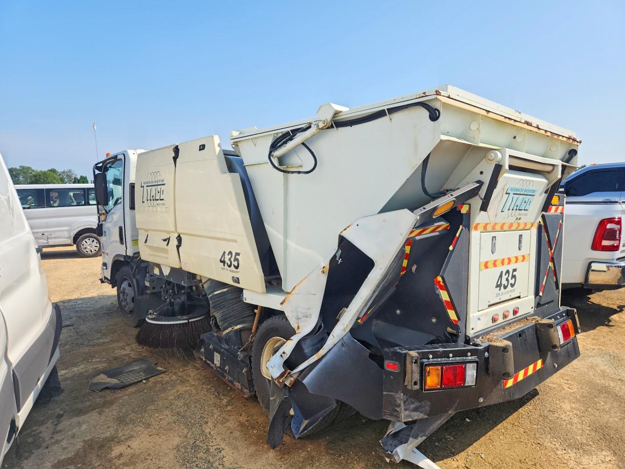 2010 Isuzu VIN JALE5W164A7901456 COPART salvage auction — Rear End, St - Salvage Title, sold $6,700 on 2026-09-25 (photo 2)