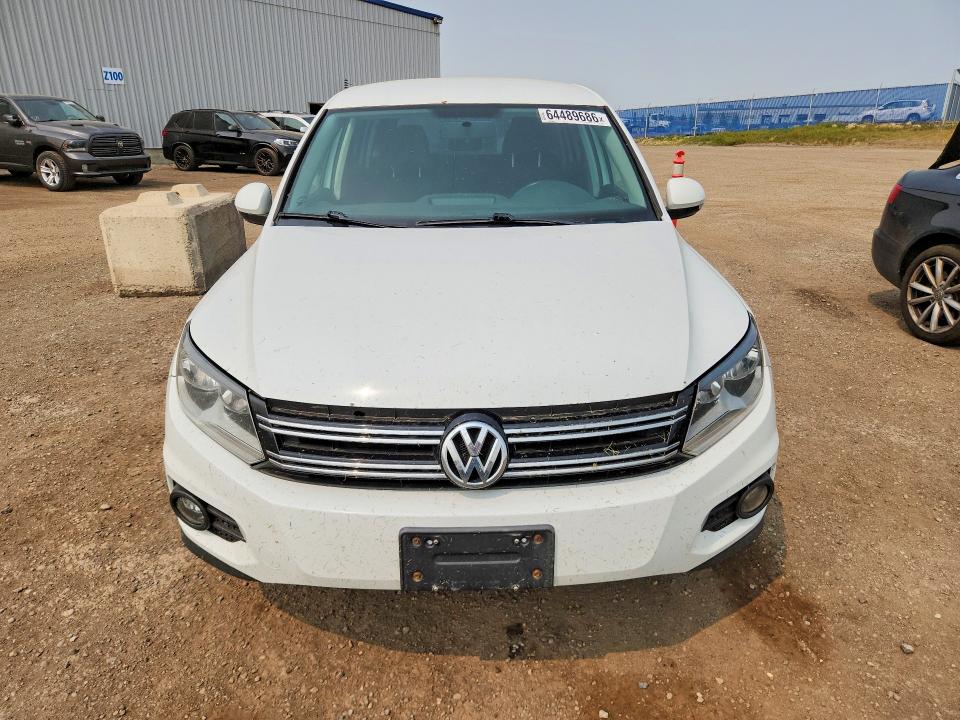 2014 Volkswagen Tiguan VIN WVGJV3AX4EW558565 COPART salvage auction — REAR END, AB - OOP - ACTIVE, sold $2,100 on 2026-08-18 (photo 5)