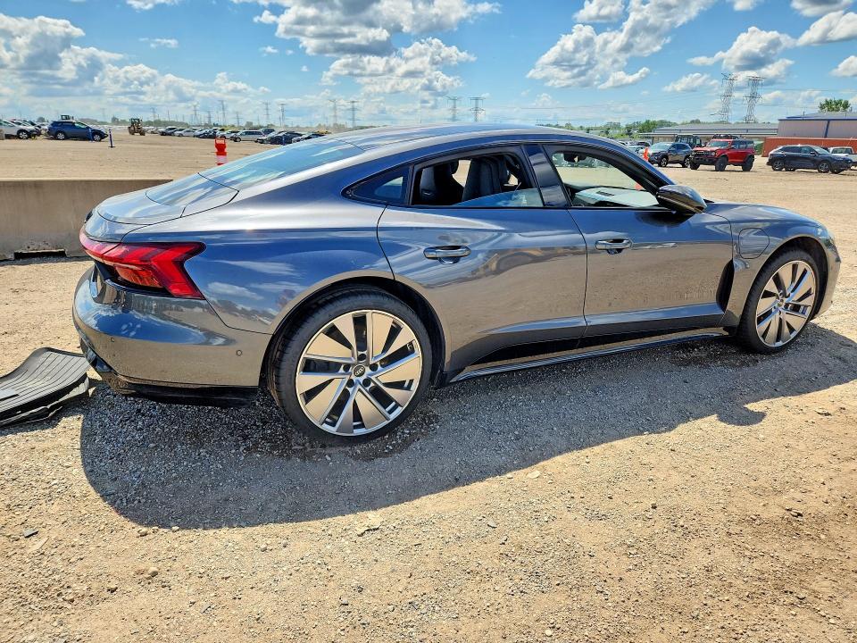 2022 Audi E-tron gt VIN WAUEJBFW8N7005999 COPART salvage auction — UNDERCARRIAGE, Il - Salvage Certificate, sold $23,700 on 2026-09-22 (photo 3)