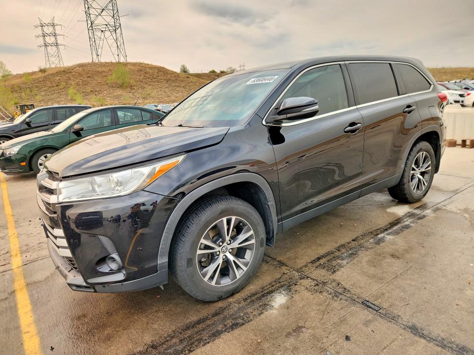 2019 Toyota Highlander VIN 5TDBZRFH7KS722047 — COPART salvage auction photo
