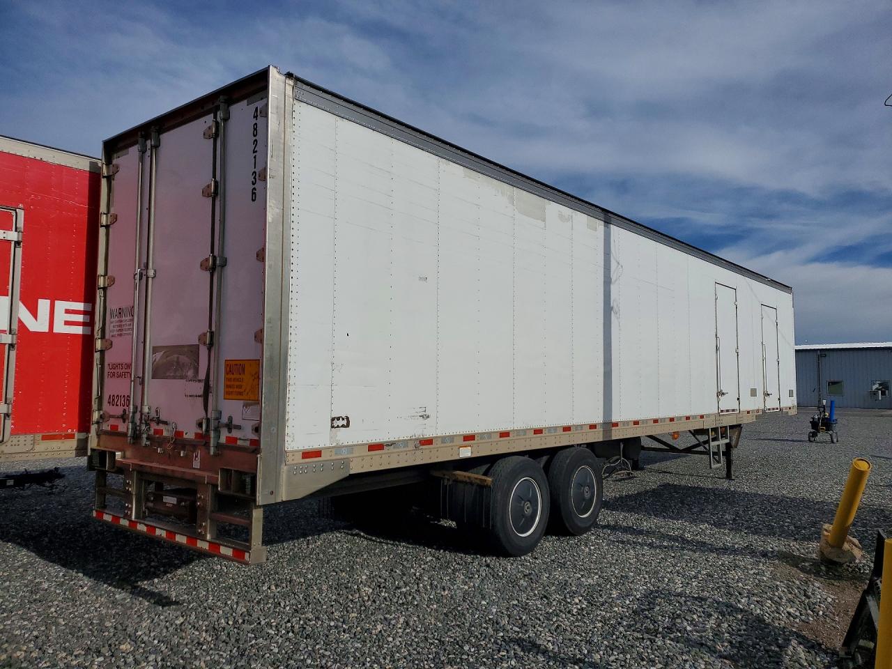 2015 Great dane VIN 1GRAA9628FB708000 COPART salvage auction — Minor Dent/Scratches, IL - DIS/DLR/EXP ONLY CLEAN TITLE, sold $2,975 on 2026-10-02 (photo 3)