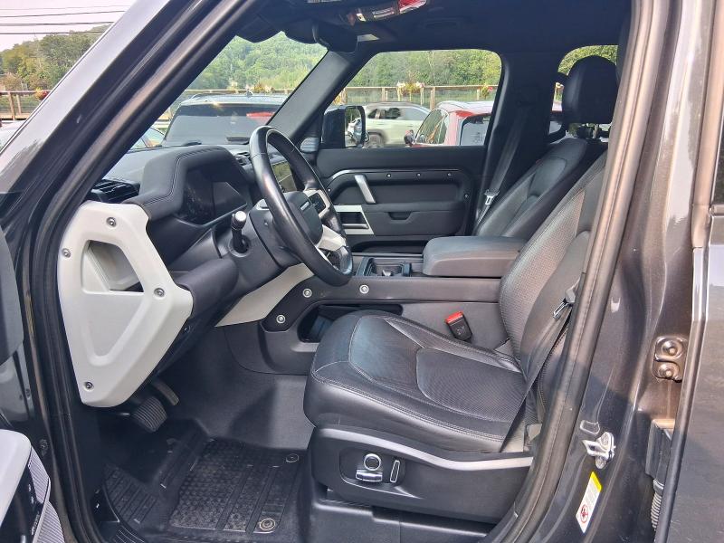 2023 Land rover Defender VIN SALE2FEU3P2185201 COPART salvage auction — MINOR DENT/SCRATCHES, Ma - Certificate Of Title (P), sold $35,500 on 2026-09-03 (photo 8)