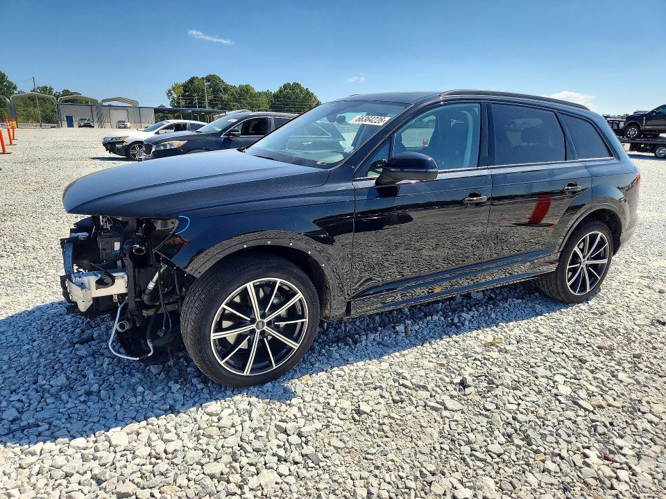 2023 Audi Q7 VIN WA1LXBF71PD005570 — COPART salvage auction photo