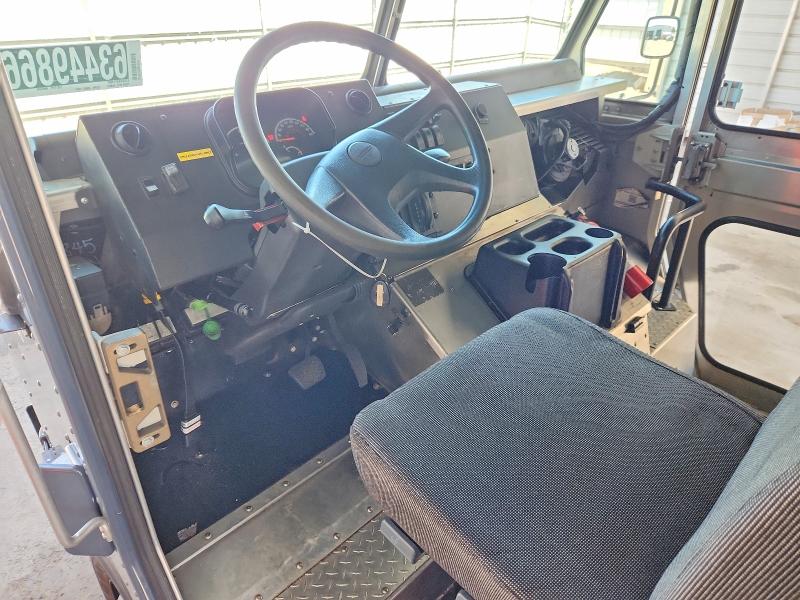 2020 Freightliner Mt45g VIN 4UZAC2EAXLCMH7845 COPART salvage auction — MINOR DENT/SCRATCHES, CA - DIS/DLR/EXP ONLY CLEAN TITLE, sold $100 on 2026-08-25 (photo 8)