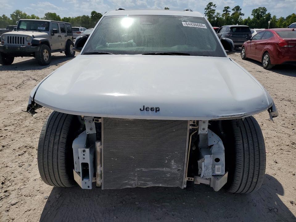 2026 Jeep Grand cherokee l VIN 1C4RJJBR3T8573129 COPART salvage auction — FRONT END, TX - SALVAGE VEHICLE TITLE, sold $11,600 on 2026-09-08 (photo 5)