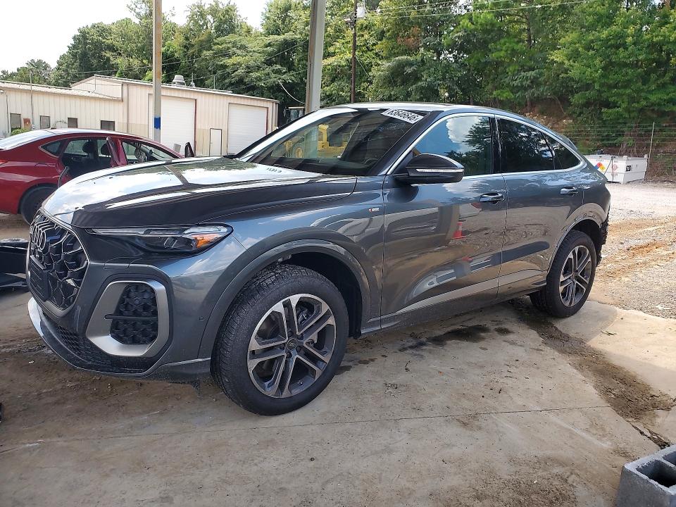 2026 Audi Q5 VIN WA1EAAGU1T2011867 — COPART salvage auction photo