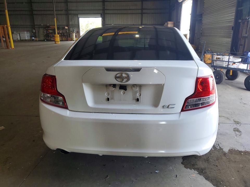2011 Scion Tc VIN JTKJF5C70B3007243 COPART salvage auction — FRONT END, FL - CERT OF TITLE SLVG REBUILDABLE, sold $800 on 2026-09-02 (photo 6)