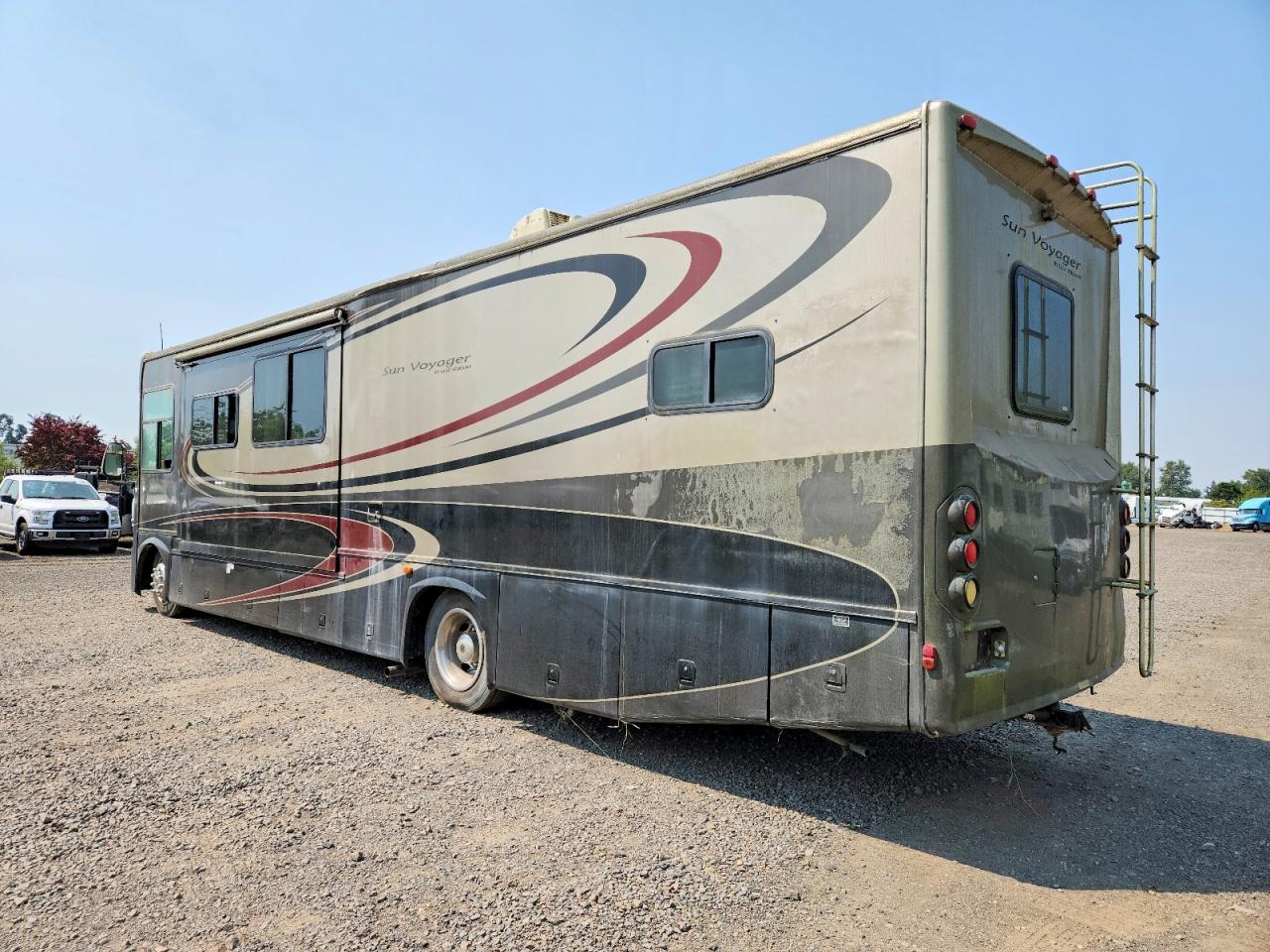 2005 Gulf Stream Unknown VIN 5B4MP67G453411111 COPART salvage auction — Side, TX - CERTIFICATE OF TITLE, sold $700 on 2026-09-29 (photo 3)