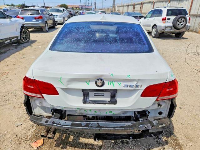 2009 BMW 3 series VIN WBAWV13569P122162 COPART salvage auction — REAR END, CA - SALVAGE CERTIFICATE, sold $850 on 2026-09-07 (photo 6)