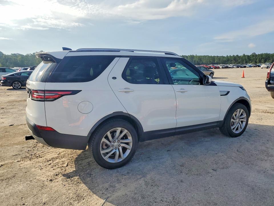 2018 Land rover Discovery VIN SALRR2RV2JA049518 COPART salvage auction — MINOR DENT/SCRATCHES, Sc - Cert Of Title-Salvage Rebuilt, sold $8,100 on 2026-08-19 (photo 3)