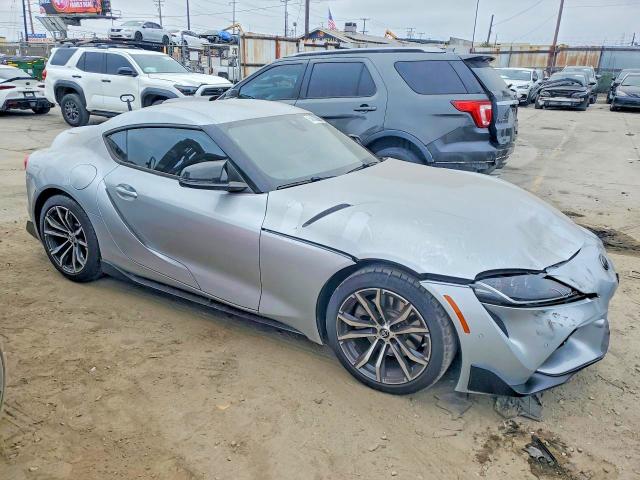2022 Toyota Supra VIN WZ1DB2C06NW048935 COPART salvage auction — FRONT END, Ca - Salvage Certificate, sold $14,500 on 2026-08-10 (photo 4)