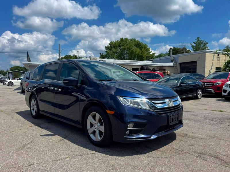 2018 Honda Odyssey VIN 5FNRL6H59JB071475 — COPART salvage auction photo