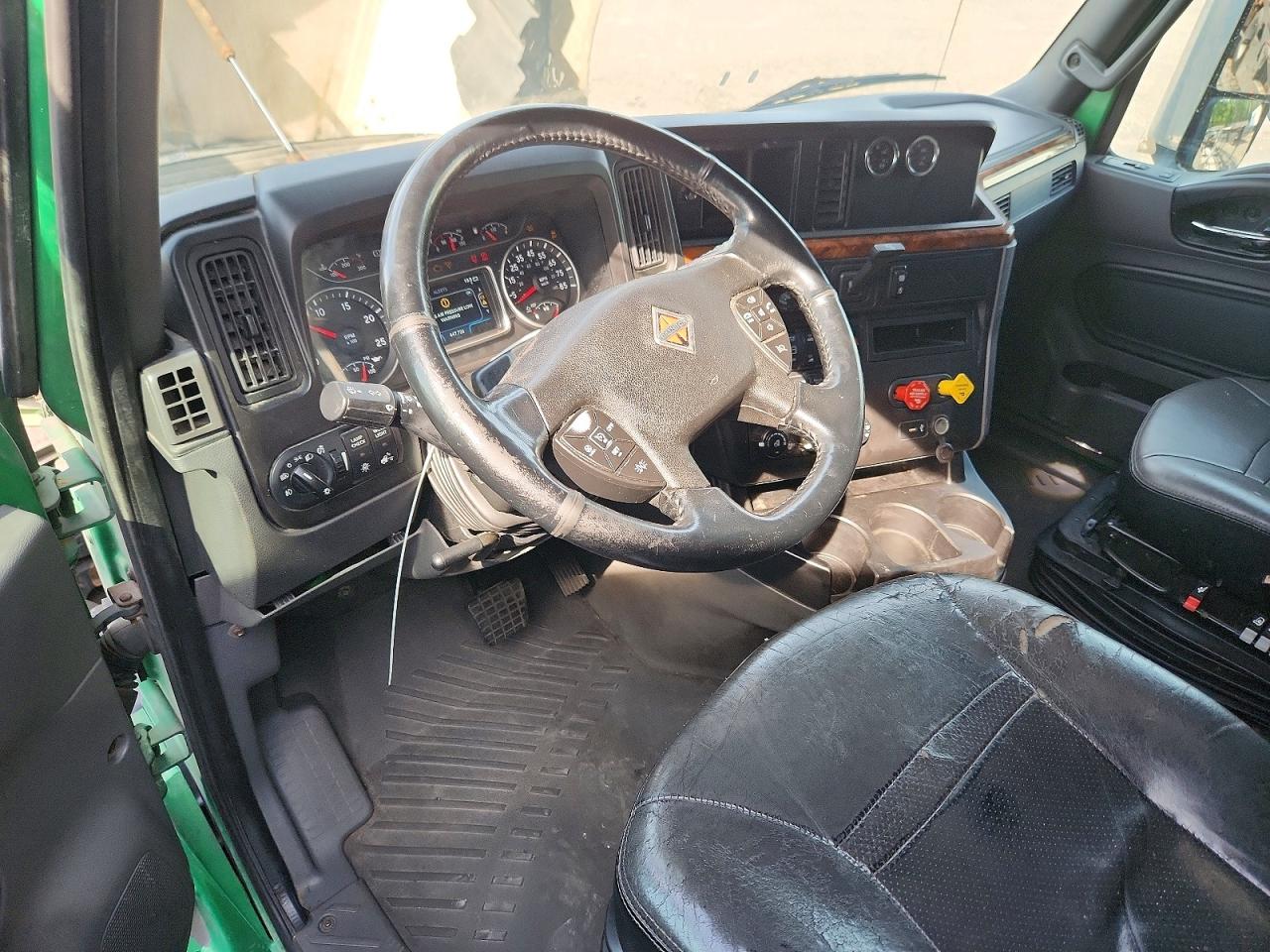 2020 International LT VIN 3HSDZTZR1LN343526 COPART salvage auction — Side, NY - CERTIFICATE OF TITLE, sold $15,000 on 2026-09-25 (photo 8)
