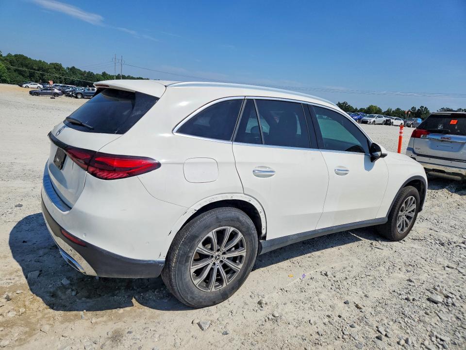 2025 Mercedes-Benz GLC-Class VIN W1NKM4GB1SF296490 COPART salvage auction — MINOR DENT/SCRATCHES, Tx - Certificate Of Title, sold $13,300 on 2026-09-14 (photo 3)