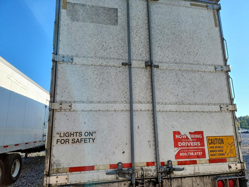 2016 Utility trailer manufacture Trailer VIN 1UYVS2487GM426140 COPART salvage auction — FRONT END, IL - CERTIFICATE OF TITLE (P), sold $2,500 on 2026-09-15 (photo 6)