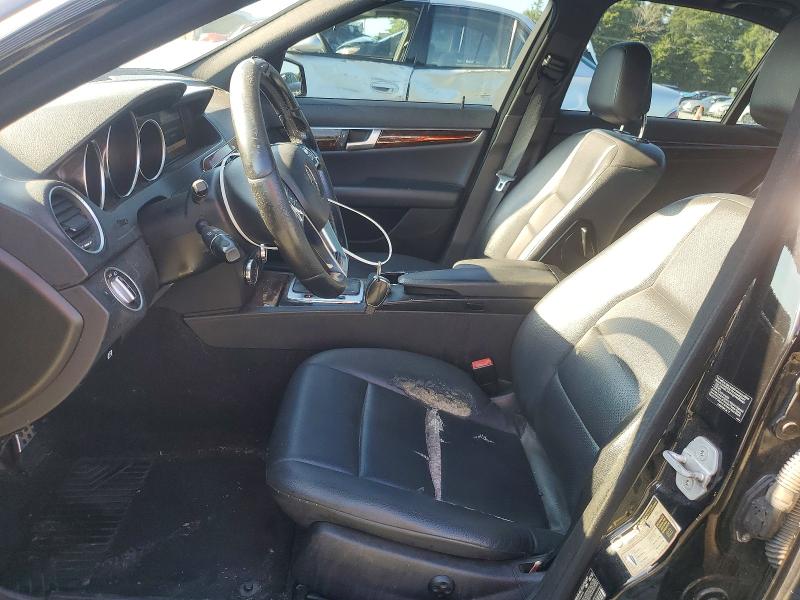 2012 Mercedes-benz C-klasse VIN WDDGF8BB4CR237042 COPART salvage auction — FRONT END, Pa - Dealer Only Clean Title, sold $550 on 2026-08-12 (photo 7)