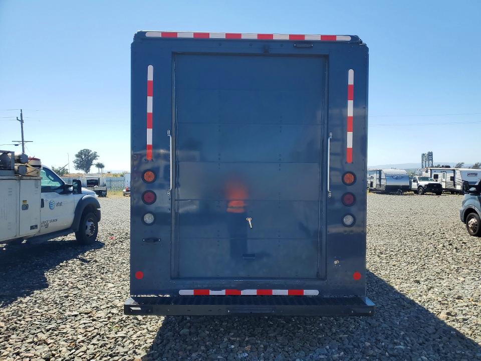 2020 Ford F59 VIN 1F65F5KN6L0A11621 COPART salvage auction — SIDE, CA - DIS/DLR/EXP ONLY CLEAN TITLE, sold $22,500 on 2026-10-01 (photo 6)
